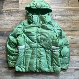 Zeroxposur puffer jacket in a bright green color with a clean Y2K look.